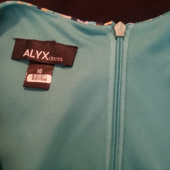 Mid length - Picture 4 of 6